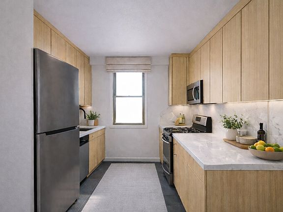 4th image of 350 E 52nd St APT 2D