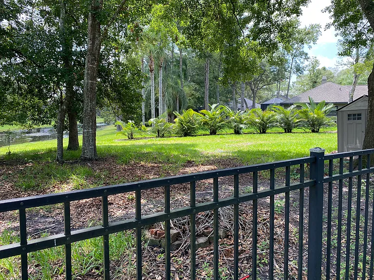 417 Piper Pl — Photo 3