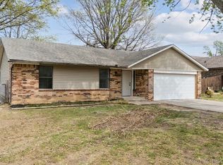 103 Cedar St, Mannford, OK 74044