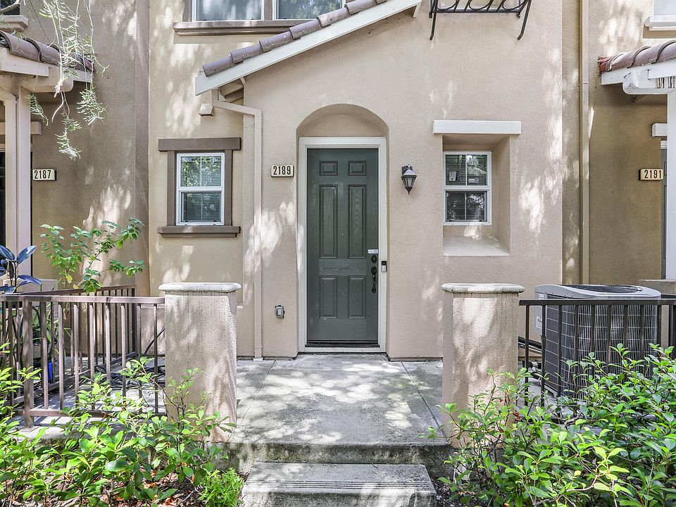 1st image of 2189 Beech Cir #1