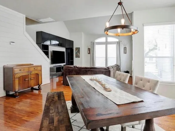 1608 Saint Charles St, Houston, TX 77003