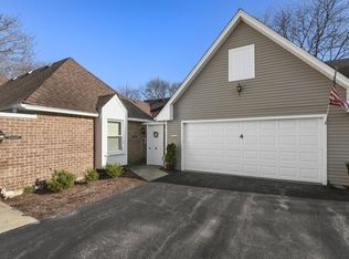 4 Wiscasset On Auburn, Rolling Meadows, IL 60008