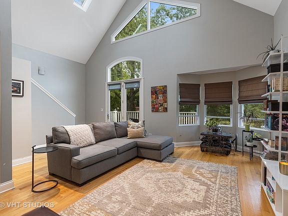 2nd image of 2628 N Central Park Ave