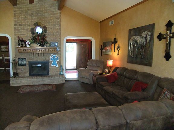 4th image of 121 Walnut Dr