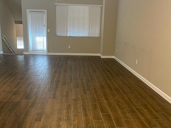 4th image of 240 W Juniper Ave Unit 1190