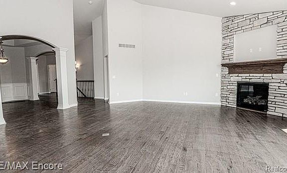 5th image of LOT 28 Stonewall E Lot 28