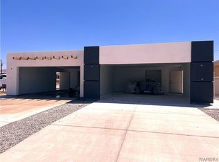 186 Palm Ave, Bullhead City, AZ 86429
