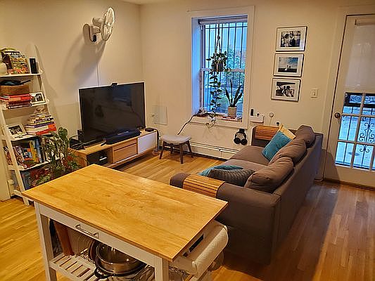 4th image of 721 Dean St #1