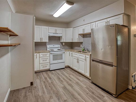 3rd image of 4025 31st St N