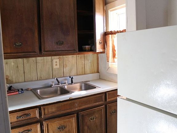 5th image of 701 W Highway 90 Unit 7