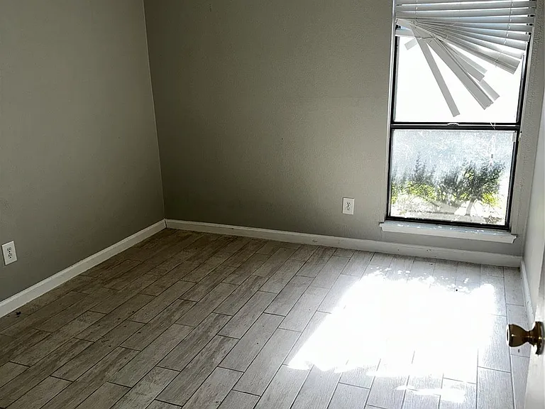 635 Jeff Davis Dr — Photo 12