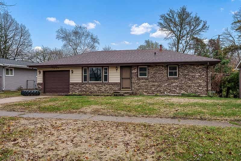 1st image of 3819 Pleasant Valley Blvd