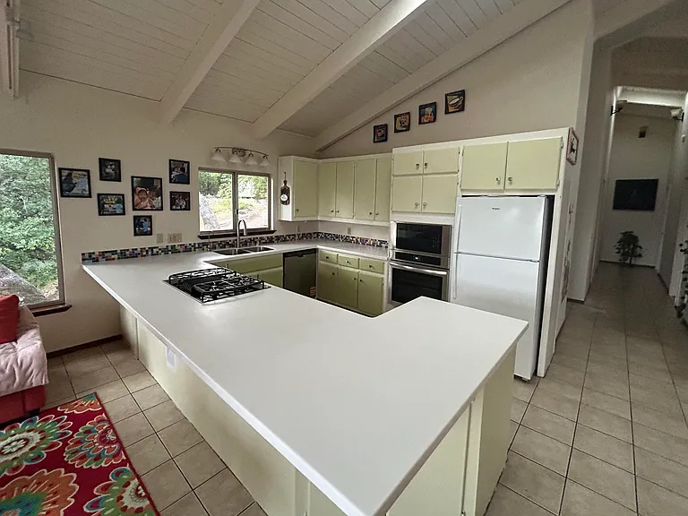 1380 Sanford Ranch Rd — Photo 15