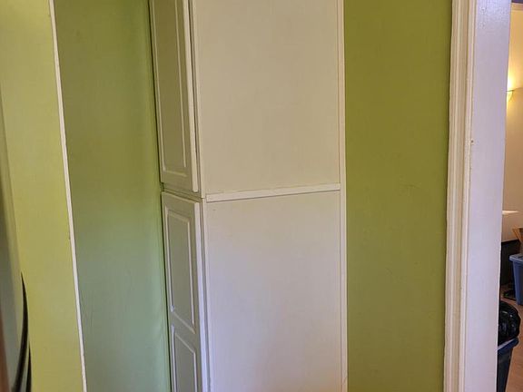 5th image of 918 Argonne Dr
