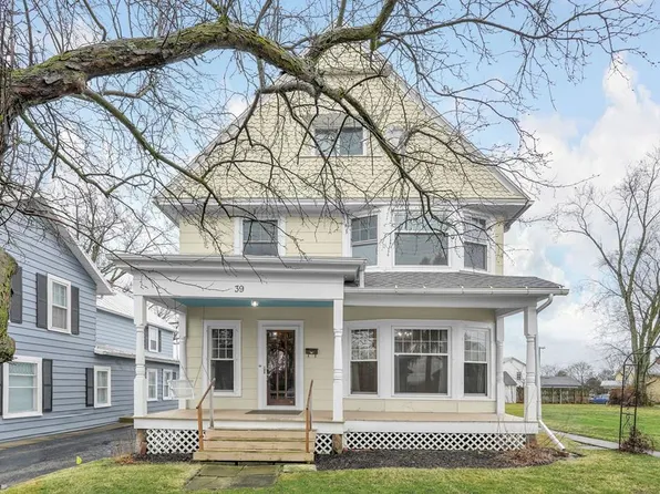39 W Sandusky St, Fredericktown, OH 43019