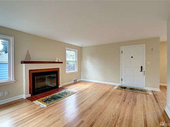 5th image of 11516 31st Ave NE