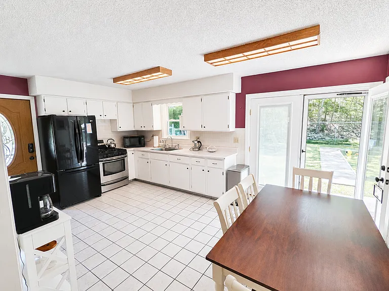 21 Hall Rd — Photo 5
