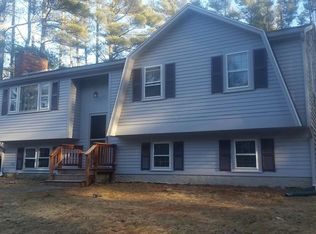 31 Russell Trufant Rd, Carver, MA 02330