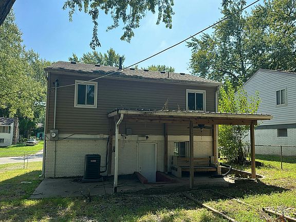 4th image of 18202 E Lexington Rd