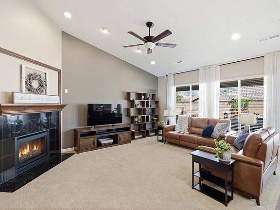 2nd image of 1430 W Songbird Dr