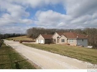 1277 Hillside Estates Dr, Pevely, MO 63070