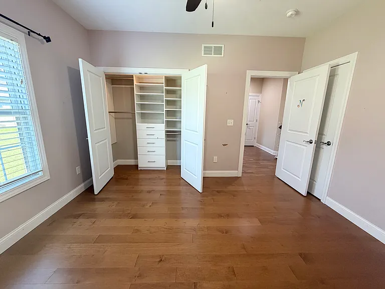 1805 Blue Stone Dr — Photo 28