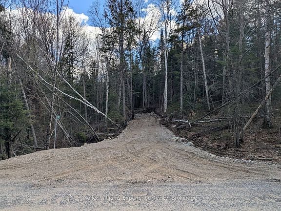 2nd image of 1392 Echo Ridge Rd