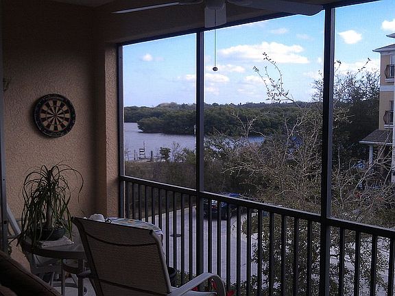 5th image of 1186 Venetian Harbor Dr NE