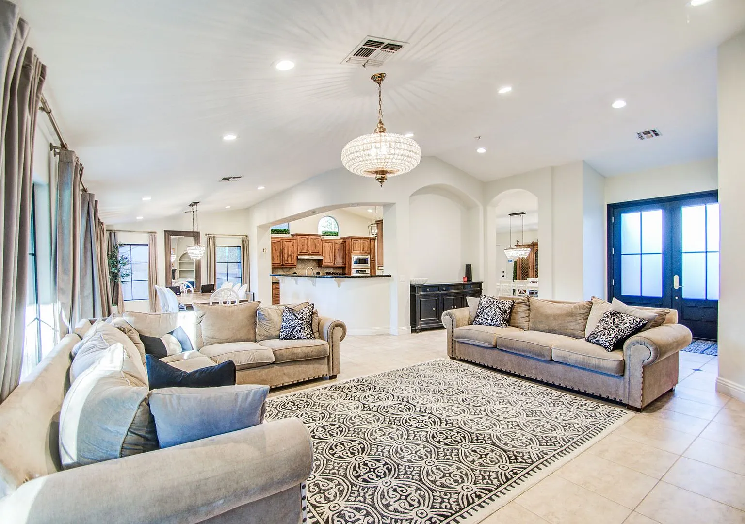 Spacious Furnished Mesa Gem with Pool for Rent! — Photo 1
