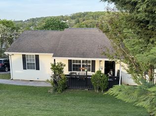 1006 N Henry St, Morristown, TN 37814