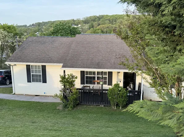 1006 N Henry St, Morristown, TN 37814