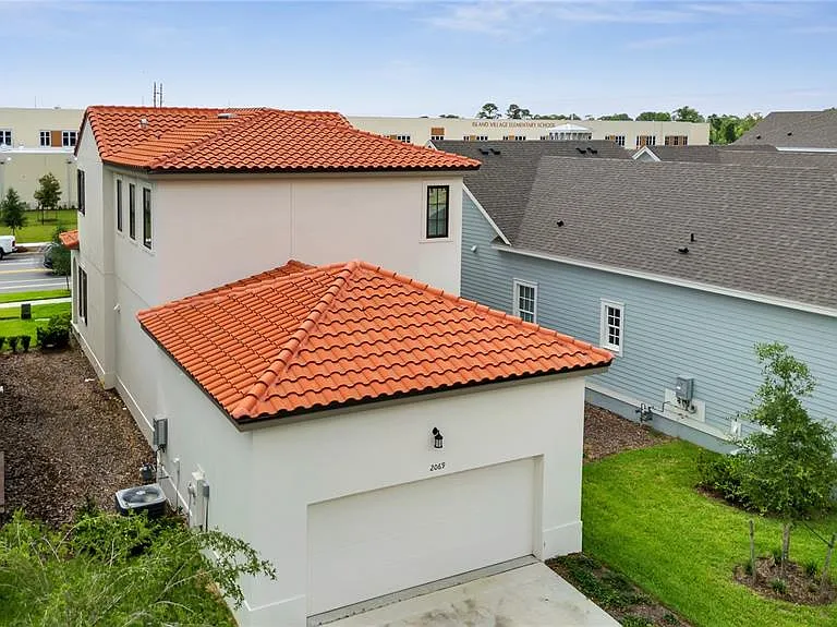 2069 Celebration Blvd — Photo 64