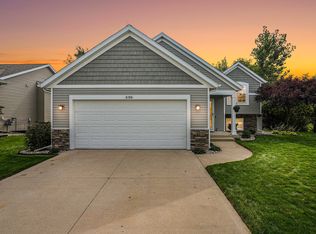 6196 Balcom Ln, Allendale, MI 49401