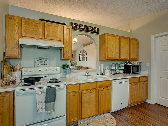 Kitchen peek a boo window.