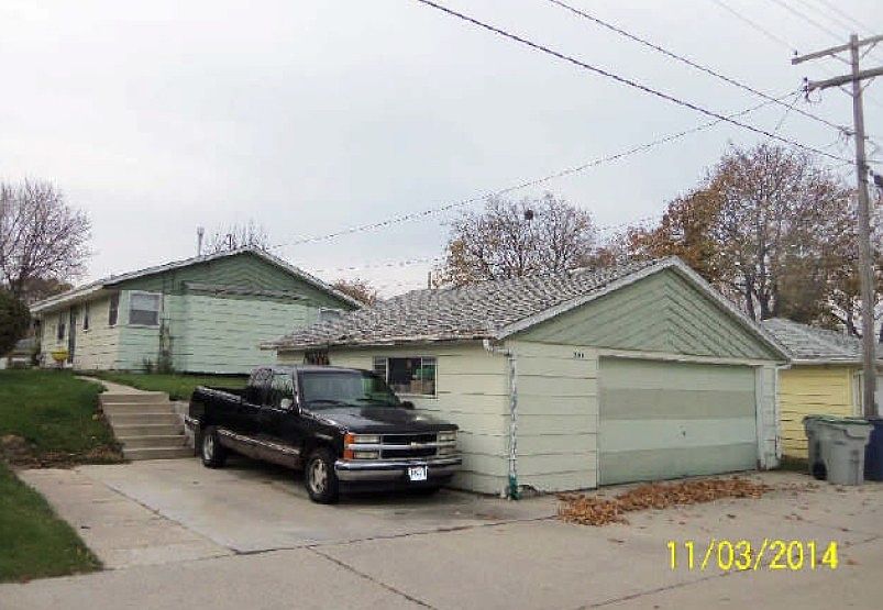 2nd image of 7418 W Carmen Ave