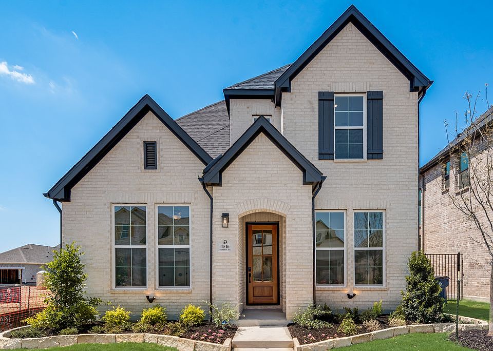 1st image of 1516 Sandhill Ln