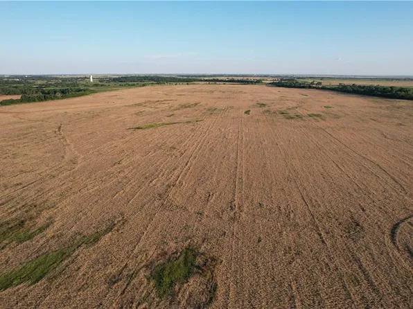 Grant Rd, Medford, OK 73759