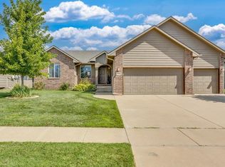1424 E Alise St, Derby, KS 67037