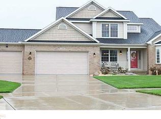 12940 Paradise Dr, Dewitt, MI 48820