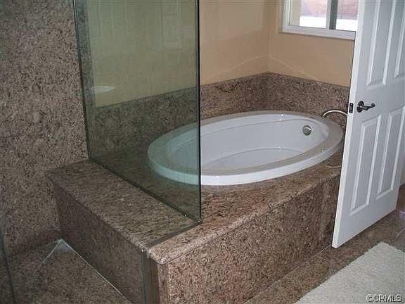 3rd image of 58875 Campero Dr