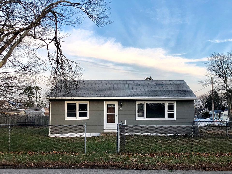 1st image of 541 Garfield Ave