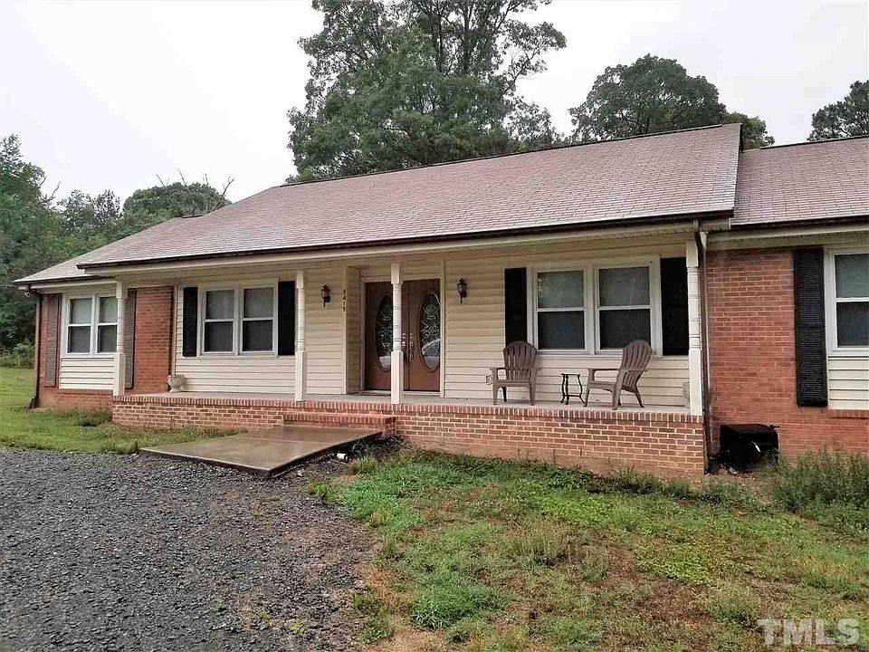 2nd image of 3419 Broughton Dr