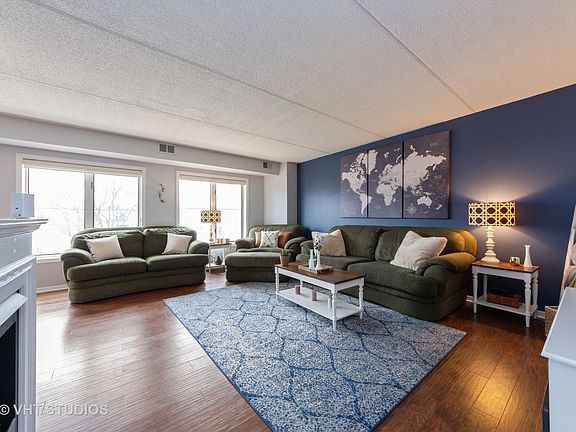 2nd image of 355 W Miner St APT 2C