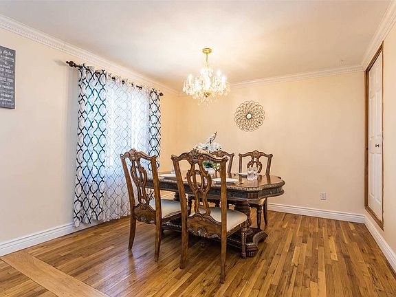 4th image of 31 Kent Ln