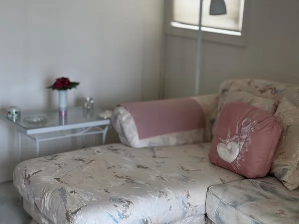 9507 Pacific Ave APT 22, Margate City, NJ 08402