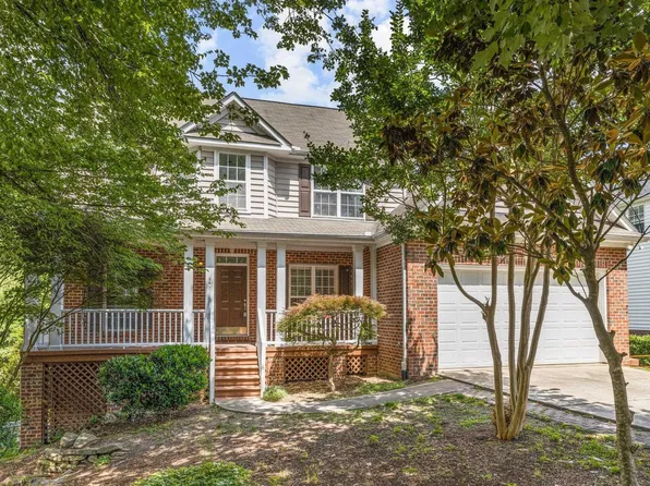 102 Murdock Creek Ct, Cary, NC 27519