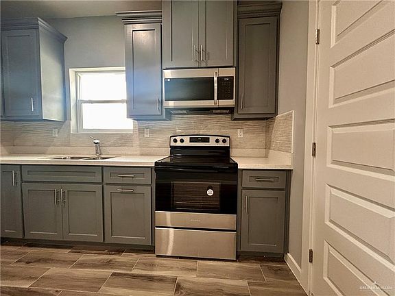 5th image of 908 W Kohala Ave #3