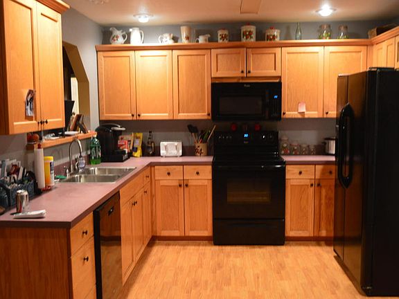 4th image of 820 County Road 3546