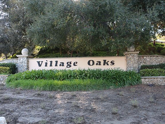 3rd image of 15560 Oakdale Rd