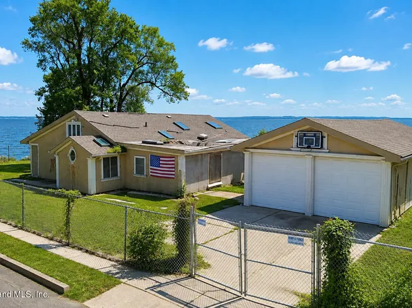 100 Oceanic Ave, Staten Island, NY 10312